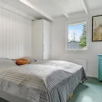Stunning In With Kitchen