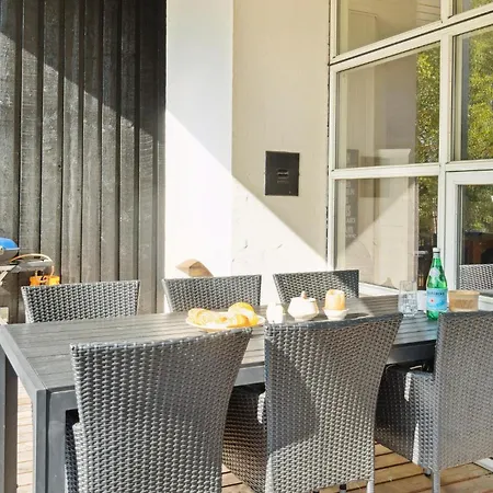 Dom wakacyjny Stunning In With Kitchen Ebeltoft